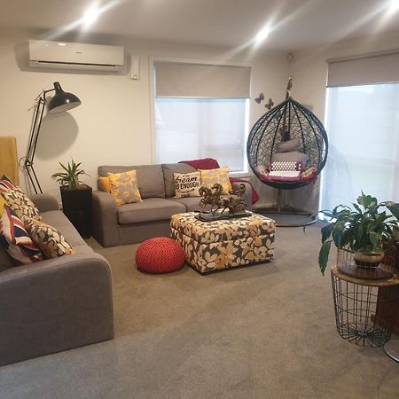 Bed N Breakfast On Pear Tree Lane Apartamento Hamilton Quarto foto